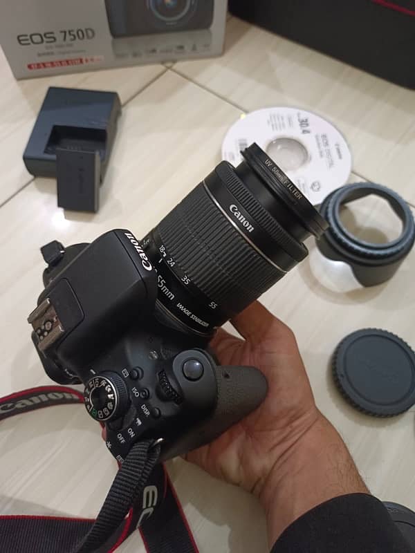 Canon Eos 750d touch screen (Brand new condition) 2