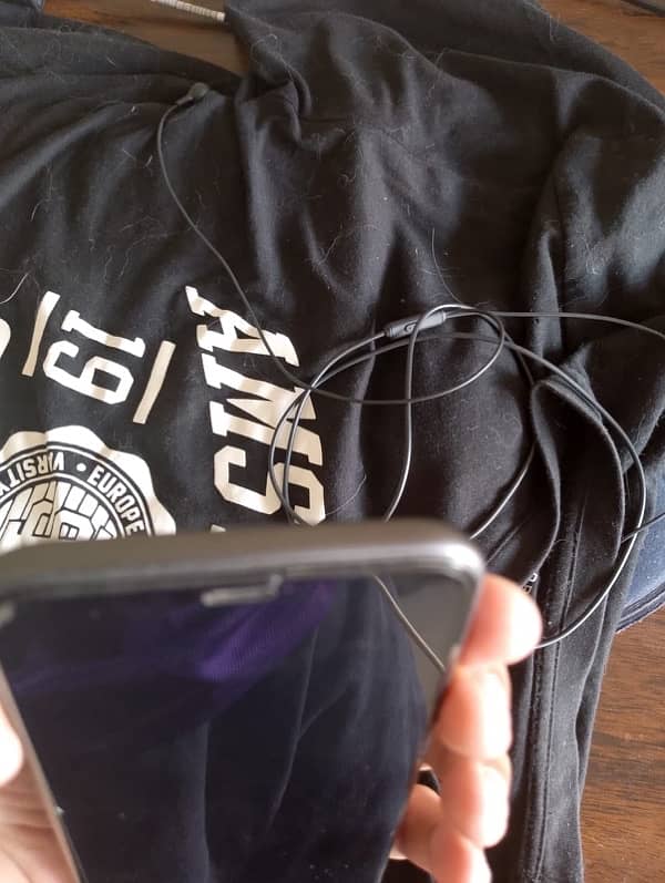 IPhone 11 NON PTA JV 4