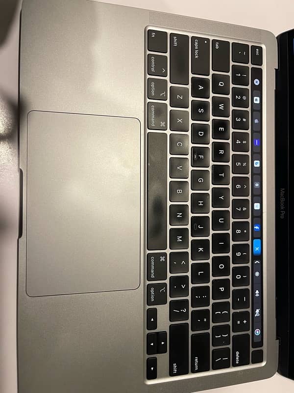 Macbook Pro 2020 13 inch 16GB / 512Gb 1