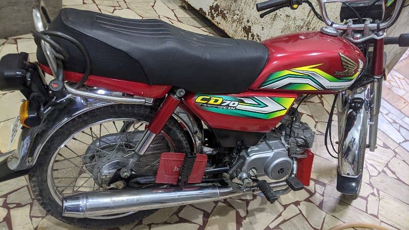Honda CD 70 - 2023 model - red color 8