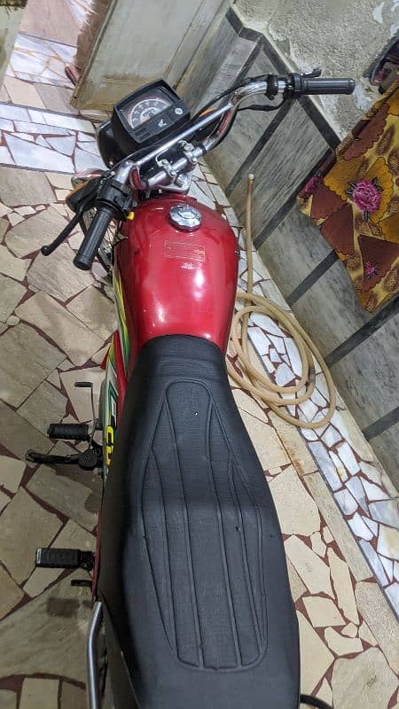 Honda CD 70 - 2023 model - red color 13