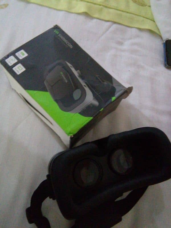 vr shinecon vr box in new condition 0
