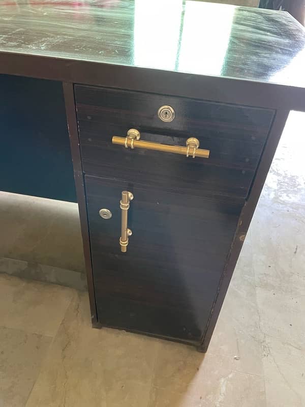 Table For Sale Brand New 3