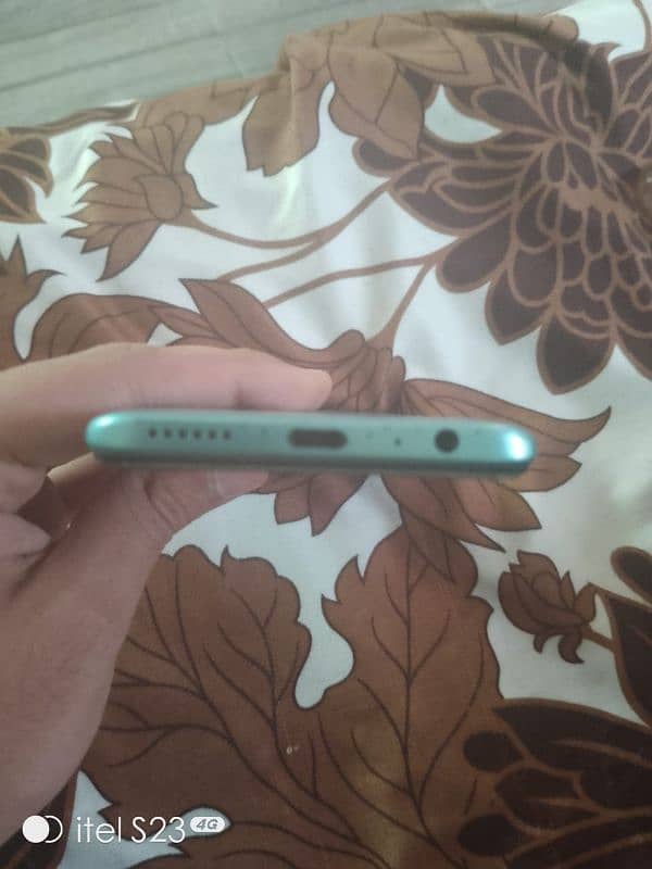 Spark 8 pro for sale. 3
