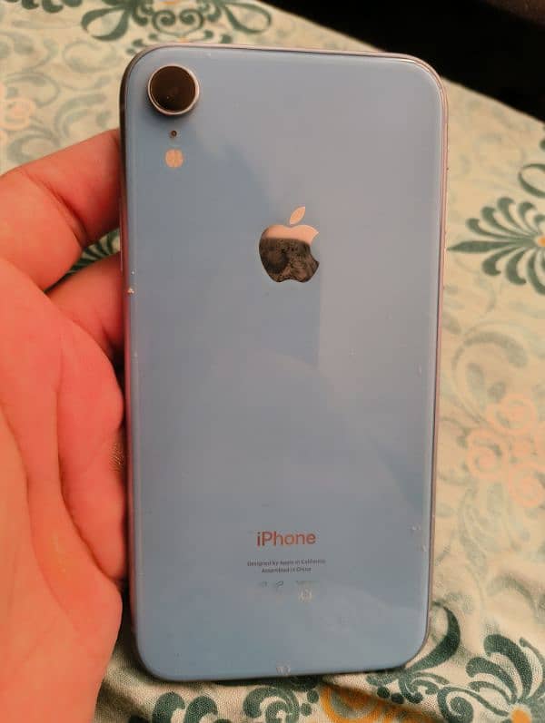 Apple iPhone XR - 128 GB - Factory Unlocked - Non-PTA 4