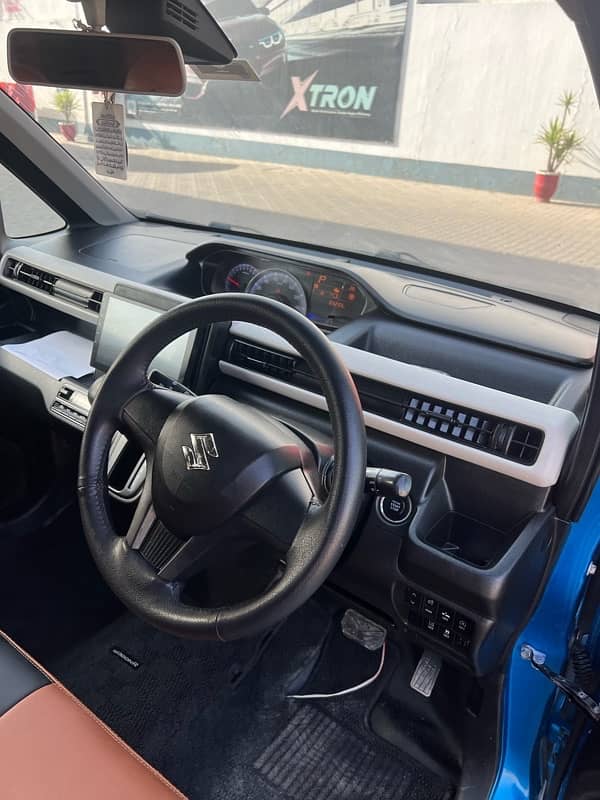 Suzuki Wagon R fx 2022 Japanese 13