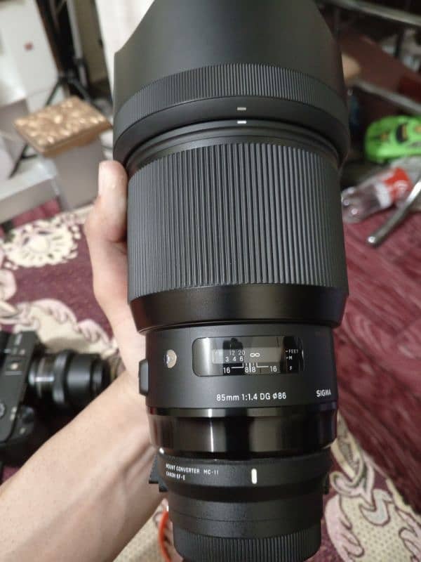 sigma 85mm 1.4 0