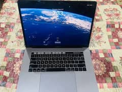 Macbook pro 2019 i9 32gb 512gb 6gb graphics card