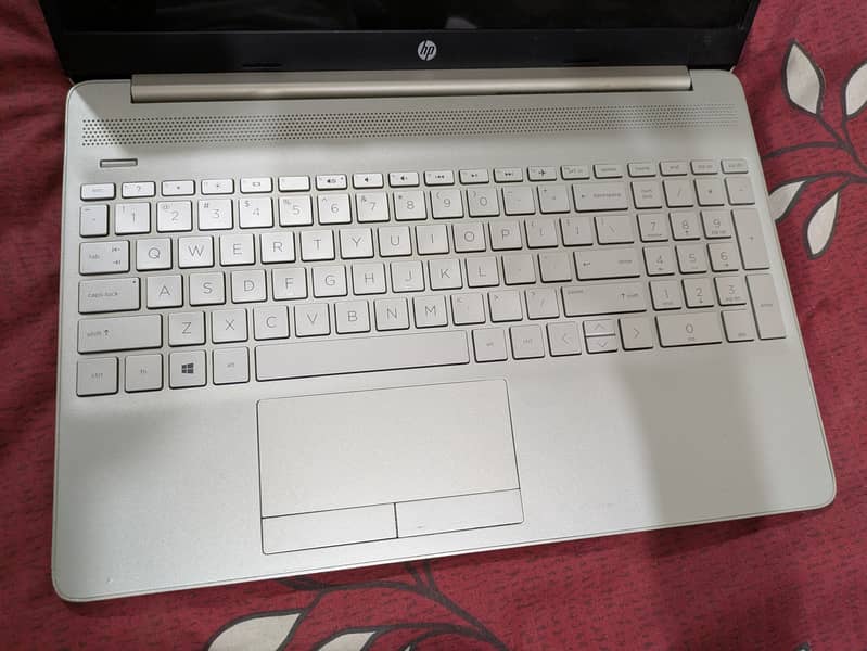 HP i5 10th Gen 8/128 + 1TB - 15 Inch Touch Screen Laptop 5