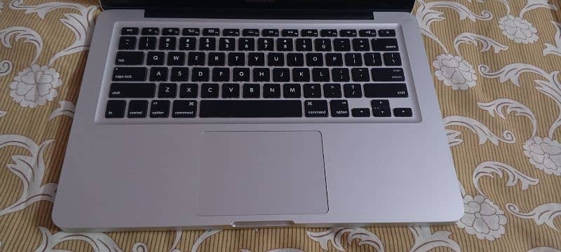 MacBook pro 2012 3