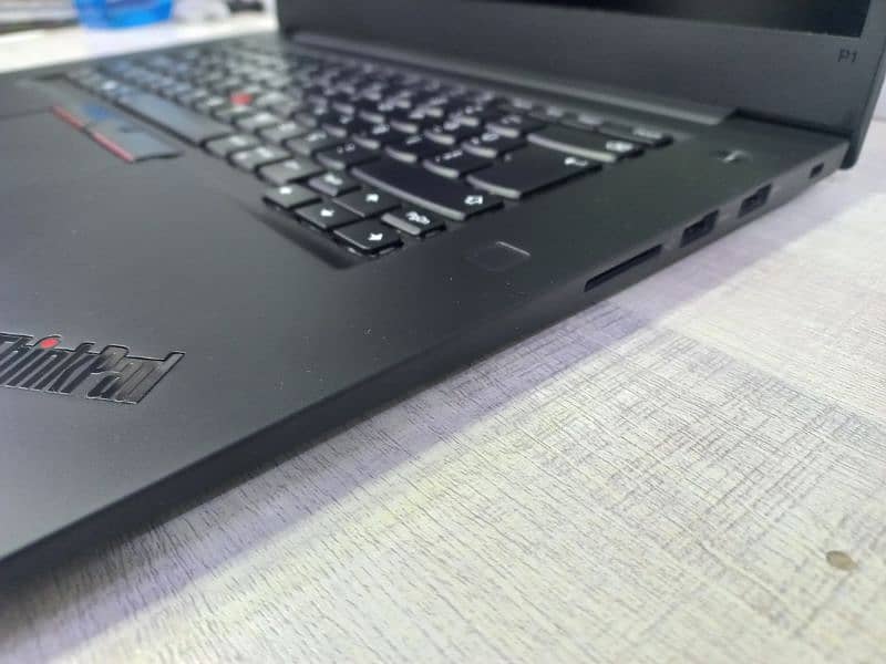 Lenovo Thinkpad P1 Gen 3 4