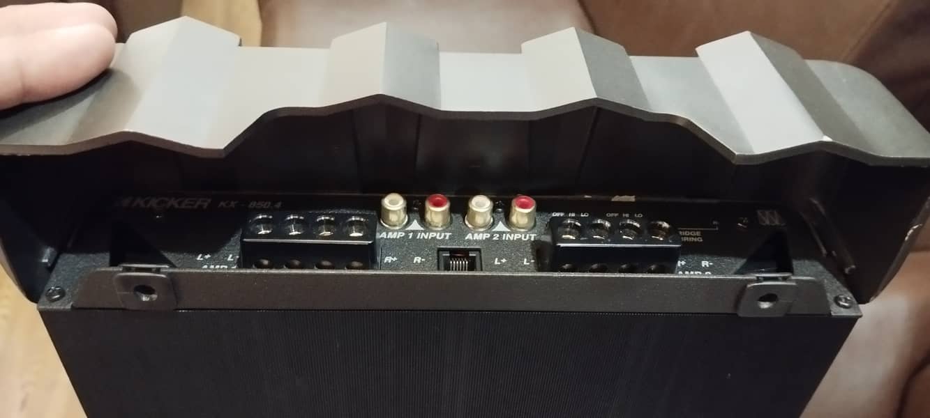 Kicker KX850.4 four channel hi end amplifier 3