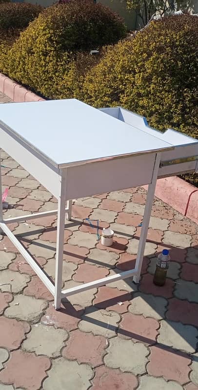 white study/laptop table 1