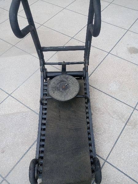 manual treadmill in good condition 1