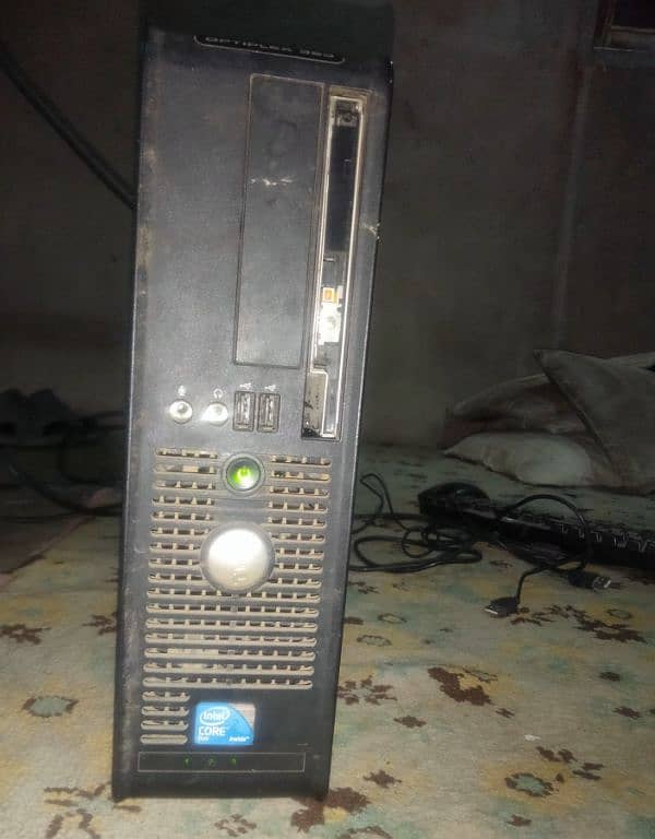 Dell Intel Core 2 duo, 15 inches Acer Led 0