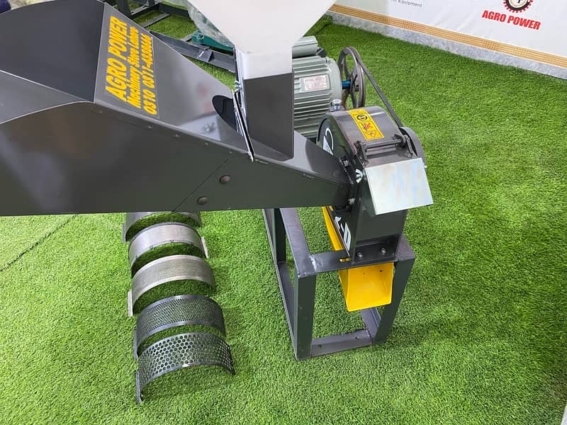 chaff Cutter and Hammer Mill Machine 4
