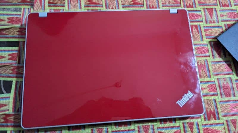 Lenovo Thinkpad edge 0