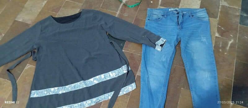 Jeans and shirt 0
