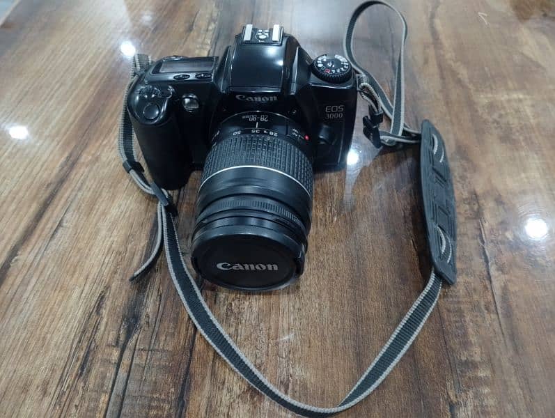 Canono Eos 3000 2