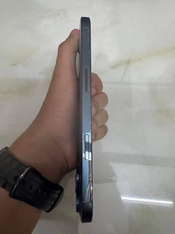 iphone 12 pro max 128 gb factory unlcked 2