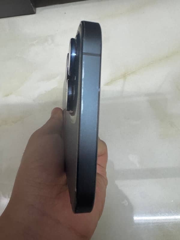 iphone 12 pro max 128 gb factory unlcked 3