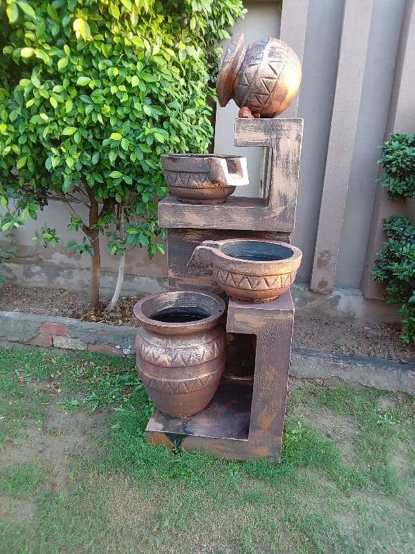 new water fountain and table stool for sale 1