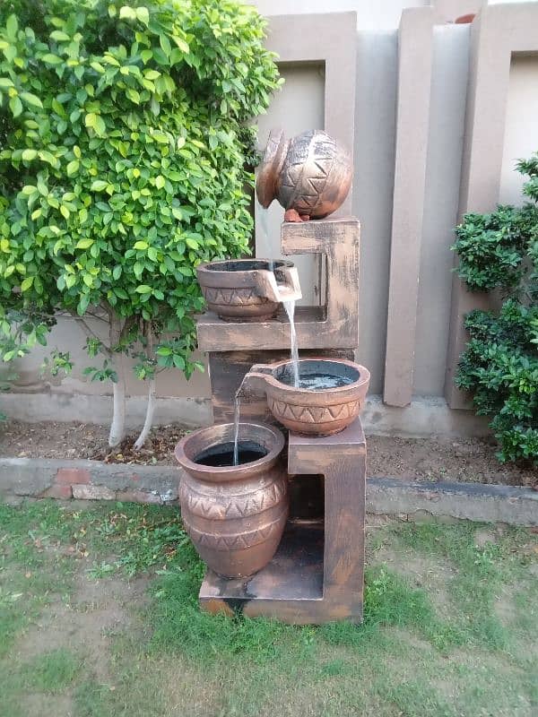 new water fountain and table stool for sale 3