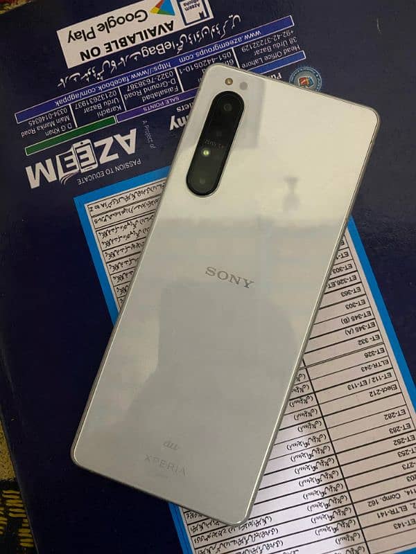 sony Xperia 1 mark 2 8/128 1