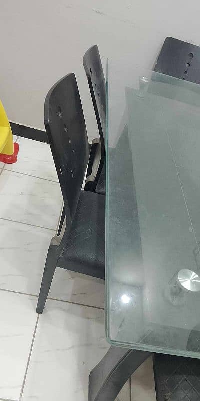 wood 6chears glass table 1