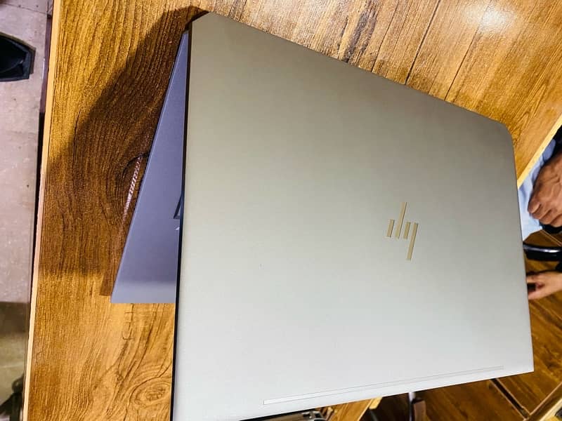 HP Zbook Studio G5 Core i7 8th Gen 4GB GPU 1
