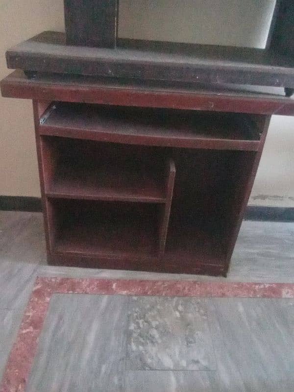 office tables and chairs 6