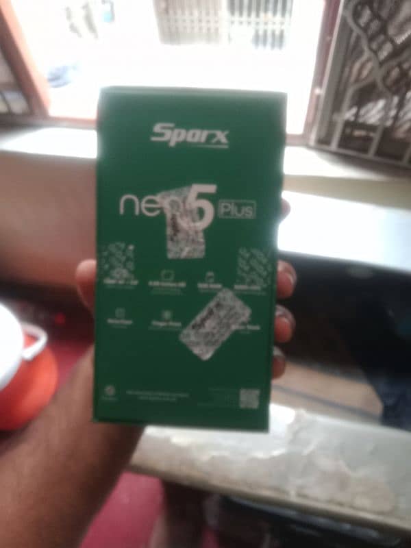 03054165081  spark with box and charger one hand use acchi condition 17