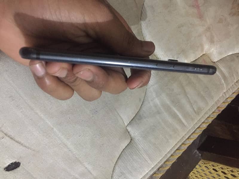 iPhone 7 PTA APPROVED 3