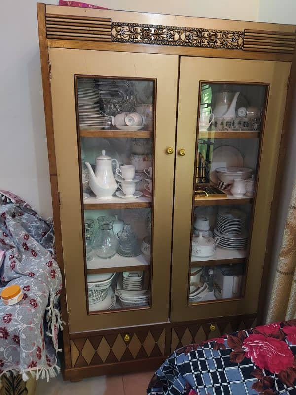 Complete Bed Set With Side Tables, Dressing & Showcase 1