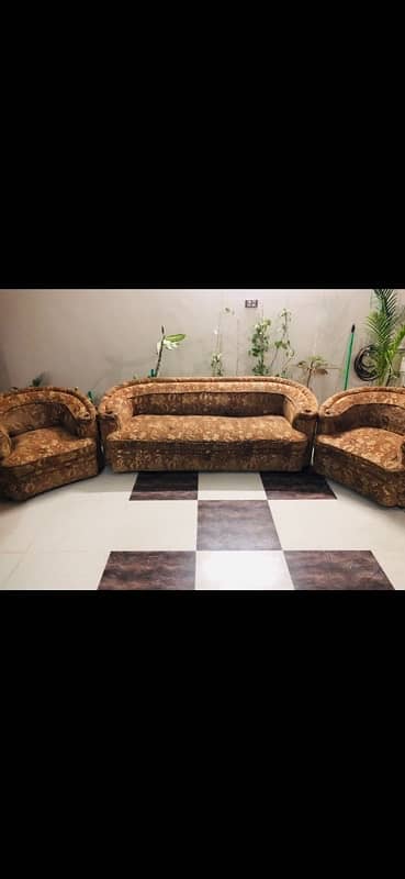 5 seater sofa set made by moalty foam 0