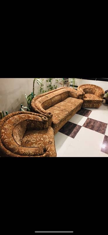 5 seater sofa set made by moalty foam 1