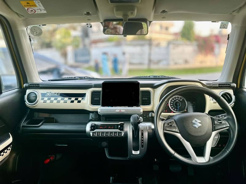 Suzuki Xbee Hybrid 2021 8