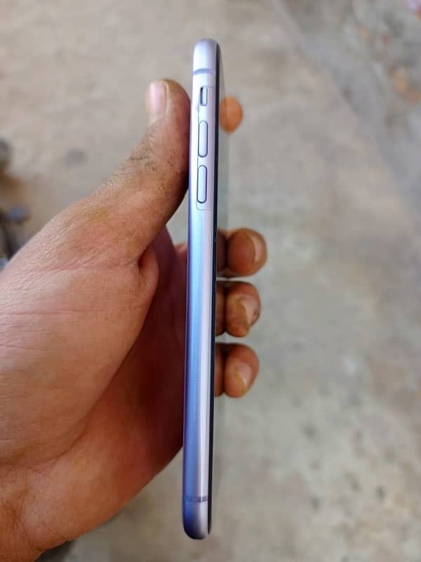 iPhone 11 for sale 10 by 10 condition 2