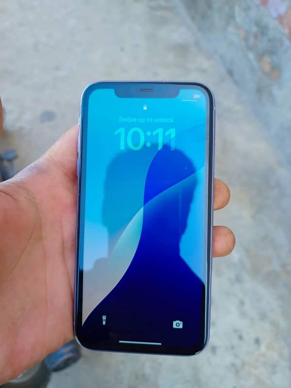 iPhone 11 for sale 10 by 10 condition 3