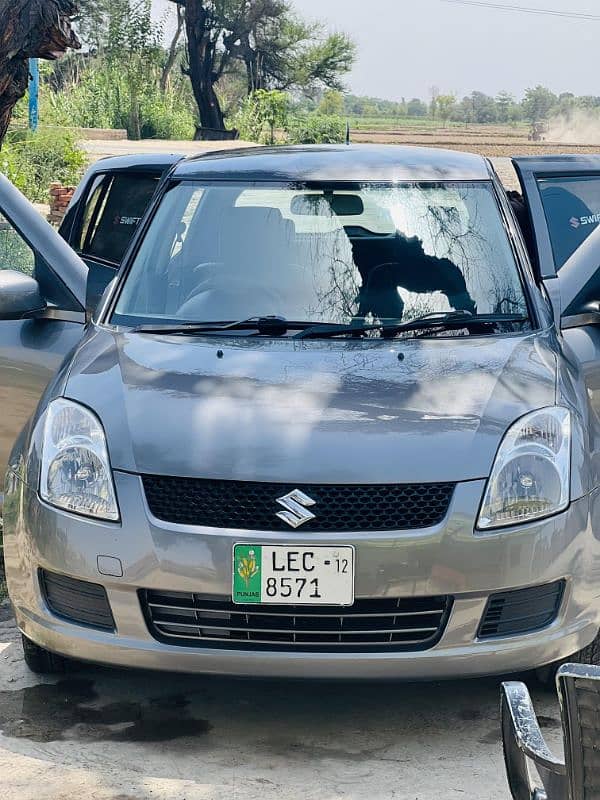 Suzuki Swift 2012 1