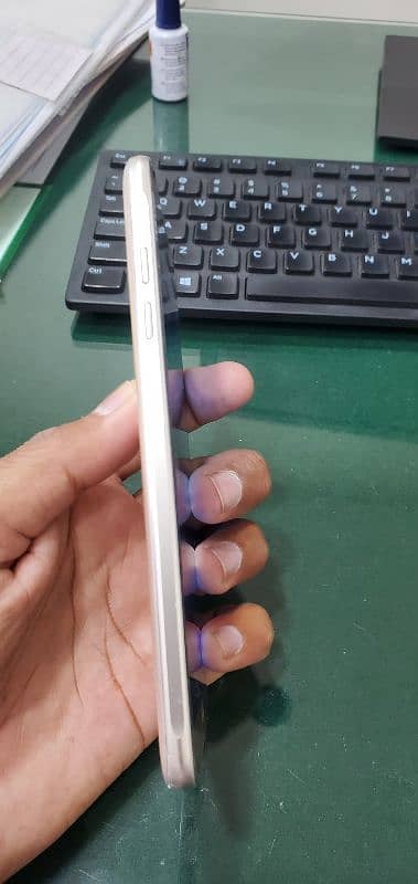 ONLY EXCHANGE samsung j7 2016 want to exchange with oneplus 6 2