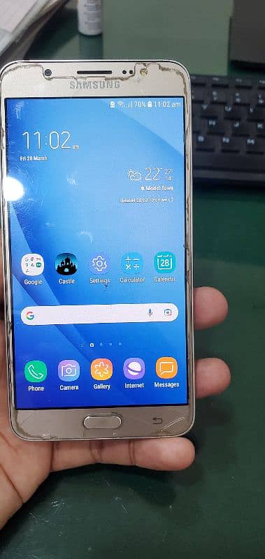 ONLY EXCHANGE samsung j7 2016 want to exchange with oneplus 6 4