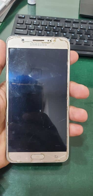ONLY EXCHANGE samsung j7 2016 want to exchange with oneplus 6 5