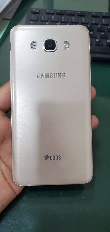 ONLY EXCHANGE samsung j7 2016 want to exchange with oneplus 6 6