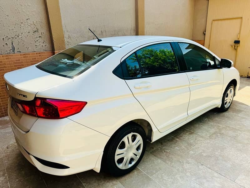 Honda City IVTEC 1.2 M/T 2022/23 ISB REG in Nowshera 3