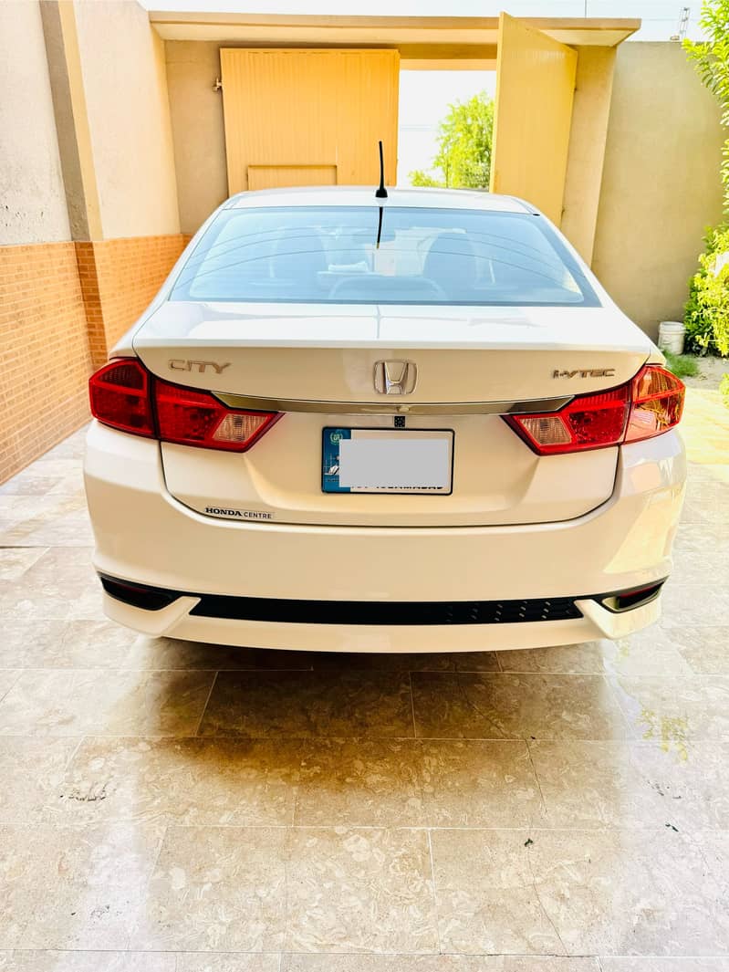 Honda City IVTEC 1.2 M/T 2022/23 ISB REG in Nowshera 5