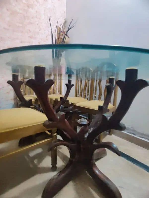 six seated dining table 3