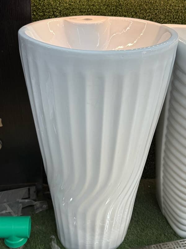basin/ ceramics basin/ vanity basin/ one piece basin/ wuzu basin/basin 0