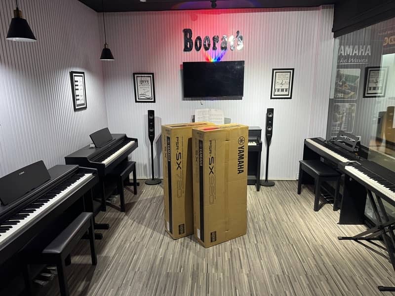 Yamaha sx720 / Boorat outlets/  yamaha official/ Keyboards /Piano 8