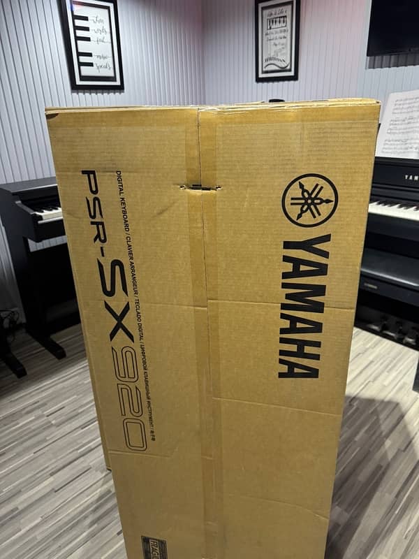 Yamaha sx720 / Boorat outlets/  yamaha official/ Keyboards /Piano 10